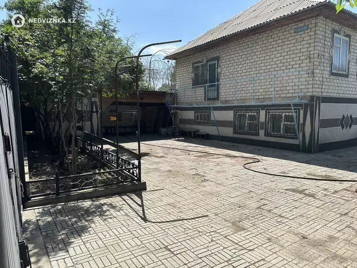 6-комнатный дом, 30 соток, 132 м², фотография 3