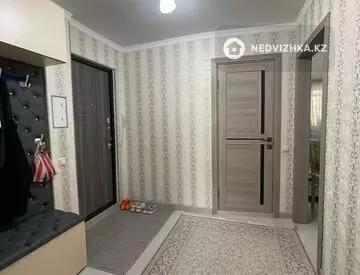 3-комнатная квартира, этаж 2 из 5, 64 м², миниатюра 6