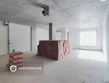3-комнатная квартира, этаж 1 из 5, 92 м², миниатюра 6
