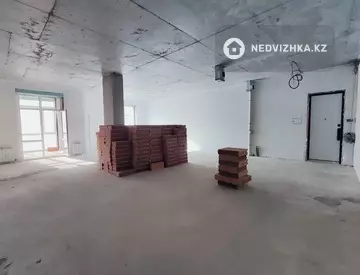 3-комнатная квартира, этаж 1 из 5, 92 м², миниатюра 5