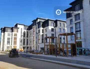 3-комнатная квартира, этаж 1 из 5, 92 м², миниатюра 2