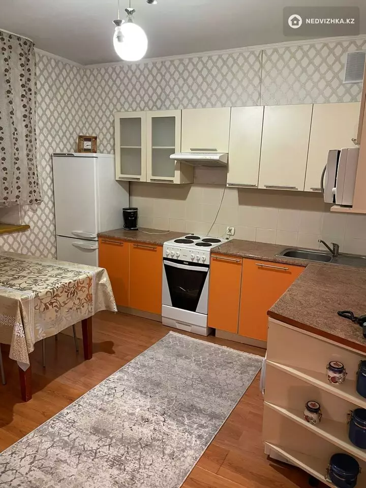1-комнатная квартира, этаж 7 из 8, 36 м², На длительный срок, фотография 4