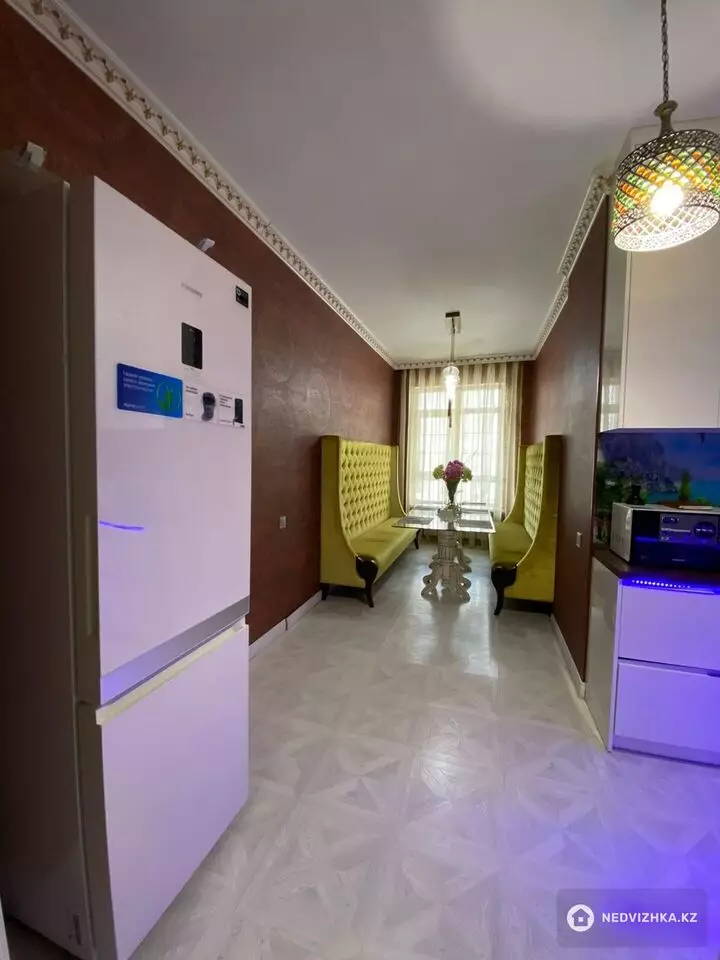 3-комнатная квартира, этаж 6 из 6, 110 м², На длительный срок, фотография 5