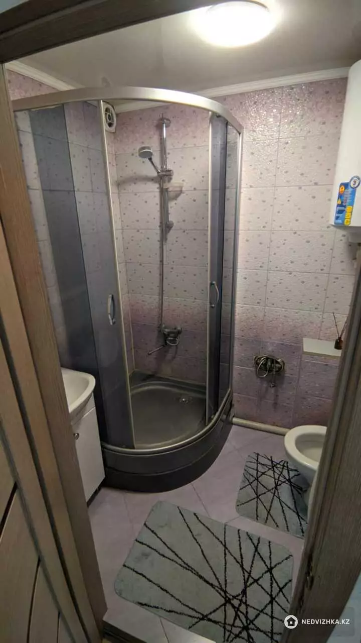 3-комнатная квартира, этаж 2 из 5, 63 м², фотография 3