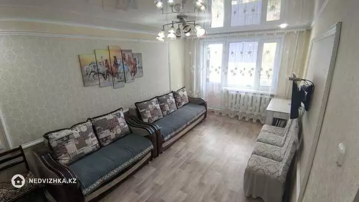 3-комнатная квартира, этаж 2 из 5, 63 м²