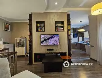 3-бөлмелі пәтер, қабат 1 барлық қабат саны 3, 112 м², 8-нобай