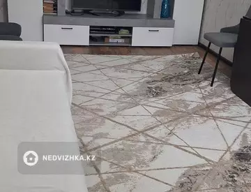 2-комнатная квартира, этаж 3 из 5, 45 м², миниатюра 12