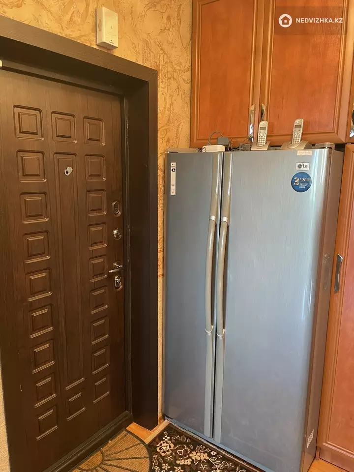 4-комнатная квартира, этаж 3 из 12, 103 м², фотография 4