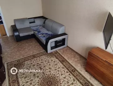 2-комнатная квартира, этаж 5 из 5, 45 м², На длительный срок