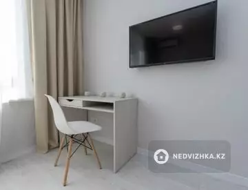 1-комнатная квартира, этаж 5 из 9, 39 м², Посуточно, миниатюра 4