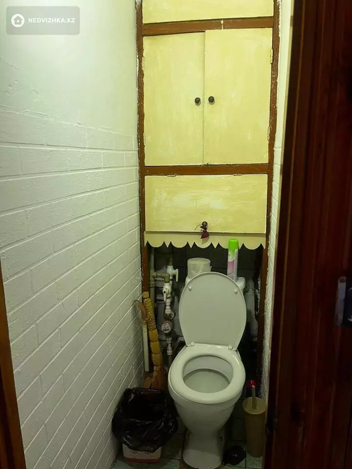 3-комнатная квартира, этаж 3 из 5, 60 м², фотография 2