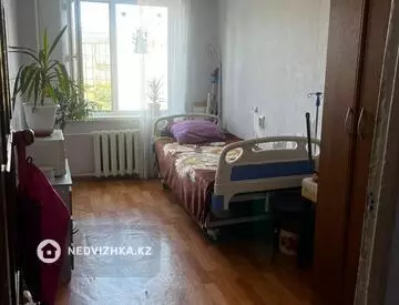 3-комнатная квартира, этаж 3 из 5, 60 м², миниатюра 8