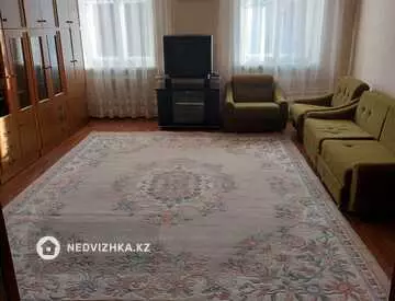 2-комнатная квартира, этаж 2 из 4, 65 м², На длительный срок