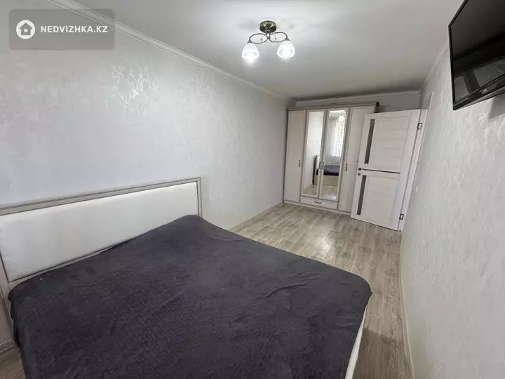 3-комнатная квартира, этаж 5 из 5, 64 м², фотография 3