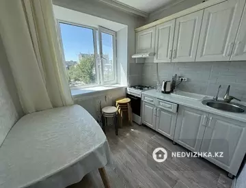 3-комнатная квартира, этаж 5 из 5, 64 м², миниатюра 7