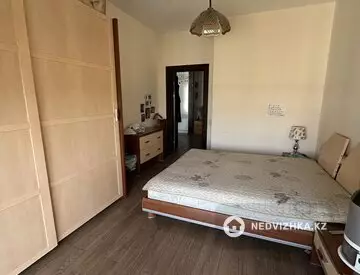 5-комнатная квартира, этаж 13 из 12, 295 м², На длительный срок, миниатюра 9