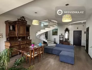 5-комнатная квартира, этаж 13 из 12, 295 м², миниатюра 1