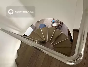 5-комнатная квартира, этаж 13 из 12, 295 м², миниатюра 11