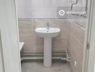 2-комнатная квартира, этаж 8 из 9, 55 м², миниатюра 10