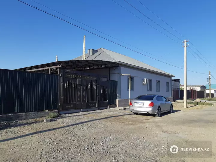 4-комнатный дом, 10 соток, 150 м²