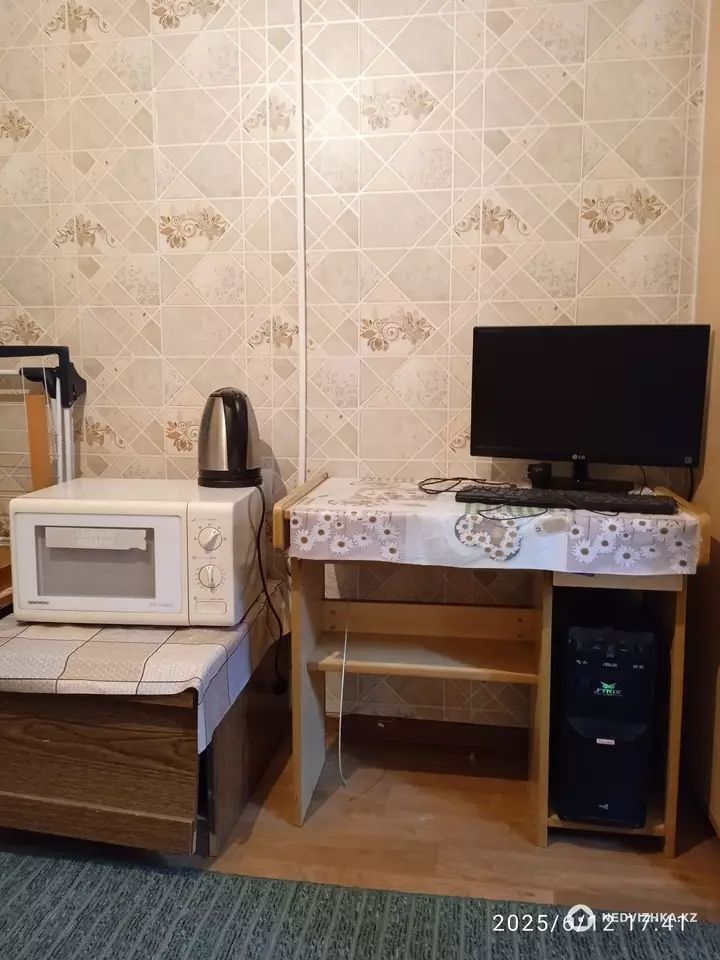 1-бөлмелі пәтер, қабат 1 барлық қабат саны 4, 15 м², На длительный срок, 3-фотосурет