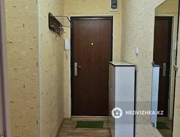 1-комнатная квартира, этаж 4 из 5, 36 м²