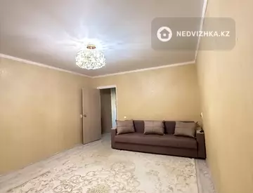 3-комнатная квартира, этаж 3 из 9, 83 м², миниатюра 2