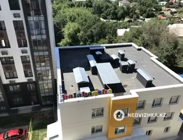 2-комнатная квартира, этаж 8 из 9, 55 м², миниатюра 2