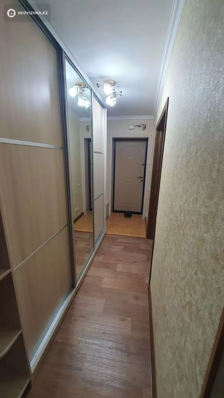 2-комнатная квартира, этаж 5 из 13, 52 м², фотография 2