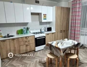 1-бөлмелі пәтер, қабат 1 барлық қабат саны 5, 50 м², Посуточно, 7-нобай