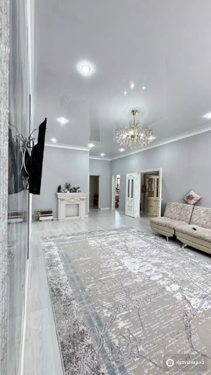 6-комнатный дом, 8 соток, 182 м², фотография 3