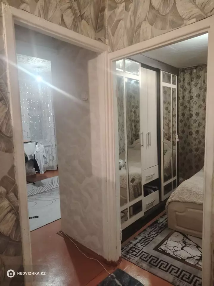 2-комнатная квартира, этаж 1 из 5, 45 м², фотография 5