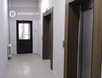 2-комнатная квартира, этаж 5 из 12, 68 м², миниатюра 6