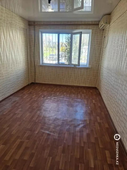 3-комнатная квартира, этаж 1 из 5, 57 м², фотография 5