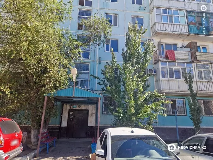 3-комнатная квартира, этаж 1 из 5, 57 м²