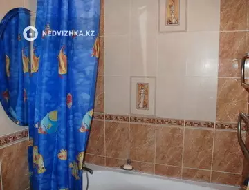 2-комнатная квартира, этаж 1 из 4, 43 м², Посуточно, миниатюра 6