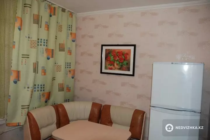 2-комнатная квартира, этаж 13 из 3, 43 м², Посуточно, фотография 5
