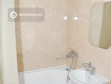 2-комнатная квартира, этаж 3 из 4, 43 м², Посуточно, миниатюра 3