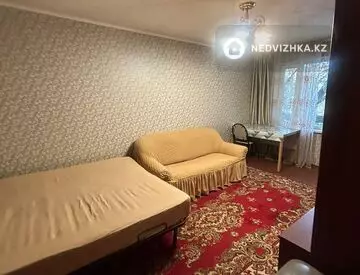 1-комнатная квартира, этаж 3 из 4, 35 м², На длительный срок, миниатюра 3