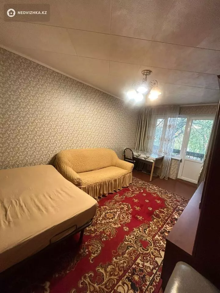 1-комнатная квартира, этаж 3 из 4, 35 м², На длительный срок, фотография 5
