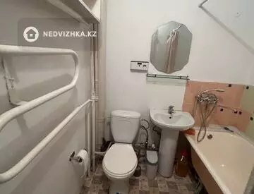 1-комнатная квартира, этаж 3 из 4, 35 м², На длительный срок, миниатюра 9