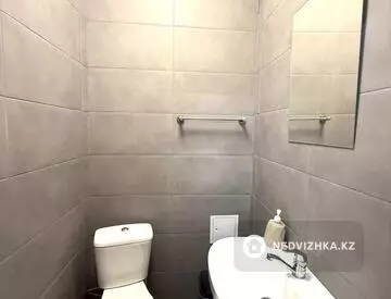 Помещение, этаж 1 из 2, В жилом доме, 69 м², миниатюра 11