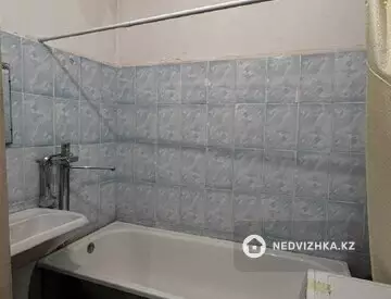 1-комнатная квартира, этаж 1 из 5, 42 м², миниатюра 10