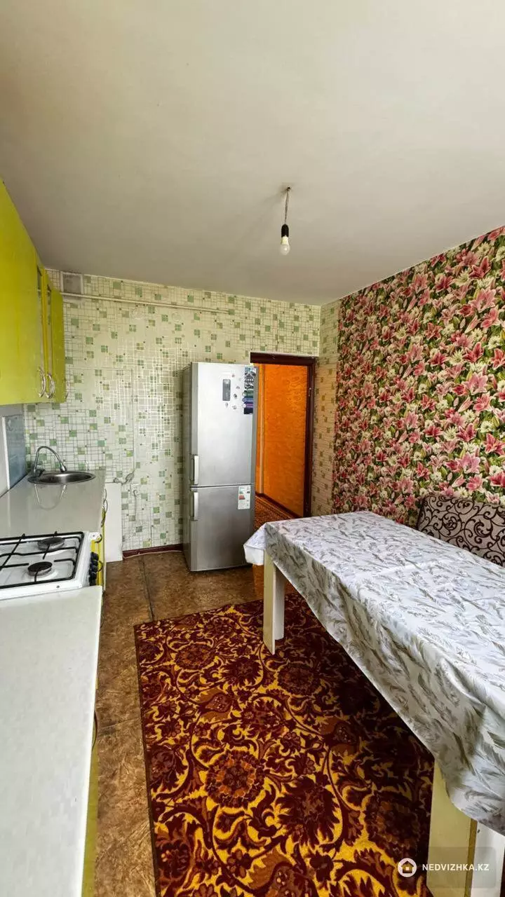 1-комнатная квартира, этаж 1 из 5, 42 м², фотография 2