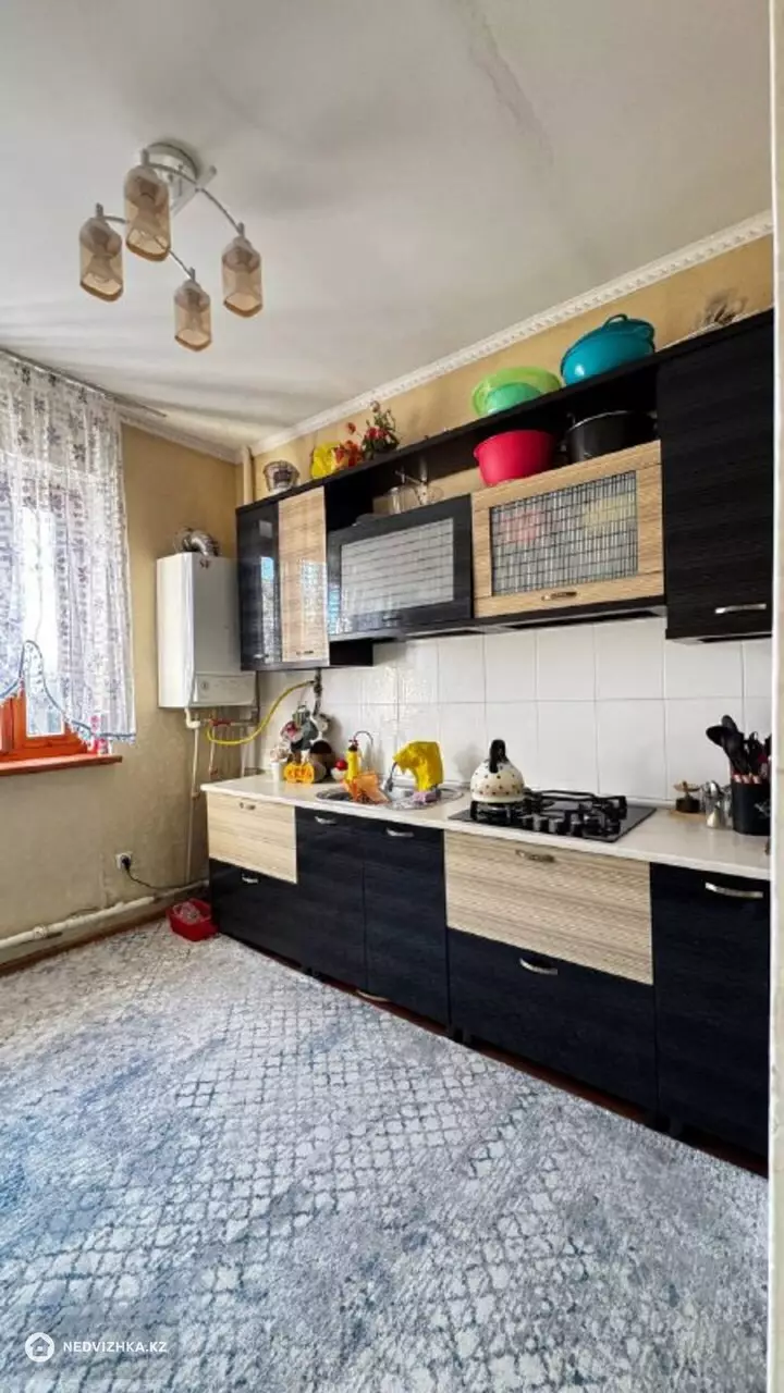 6-комнатный дом, 8 соток, 134 м²