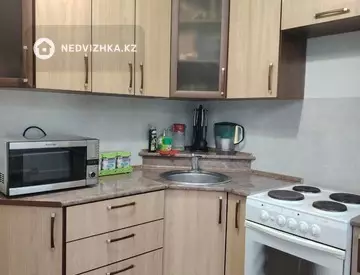 2-комнатная квартира, этаж 2 из 5, 51 м², миниатюра 1