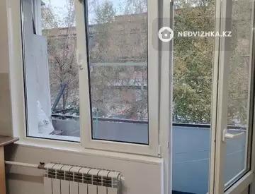 2-комнатная квартира, этаж 2 из 5, 51 м², миниатюра 2