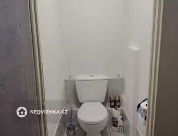 2-комнатная квартира, этаж 2 из 5, 51 м², миниатюра 6
