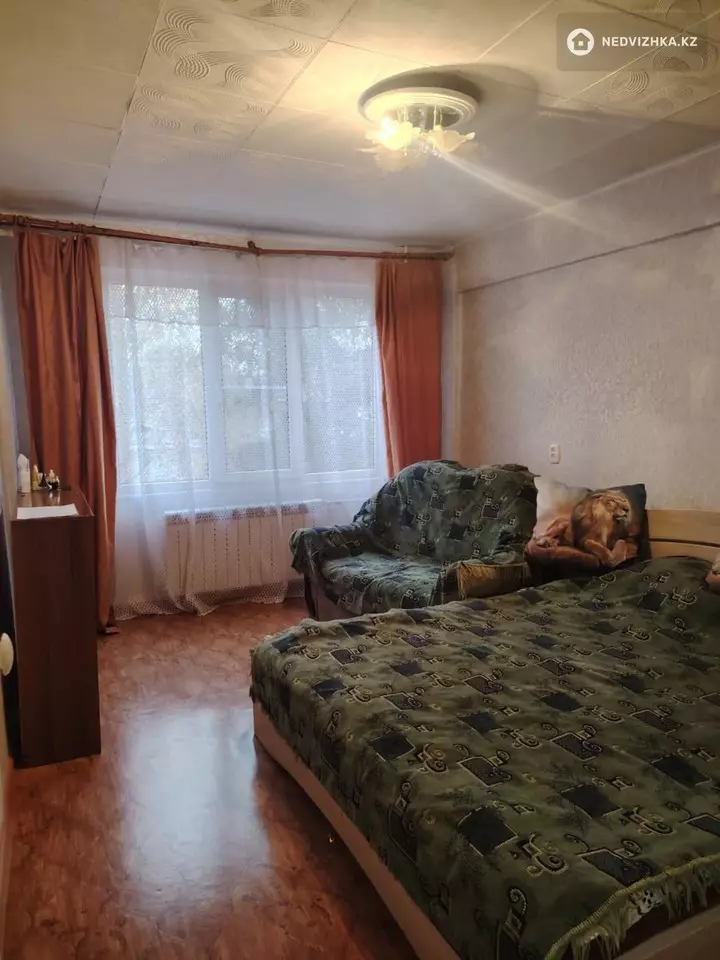 2-комнатная квартира, этаж 2 из 5, 51 м², фотография 4