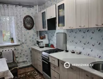 3-комнатная квартира, этаж 1 из 2, 69 м², миниатюра 3